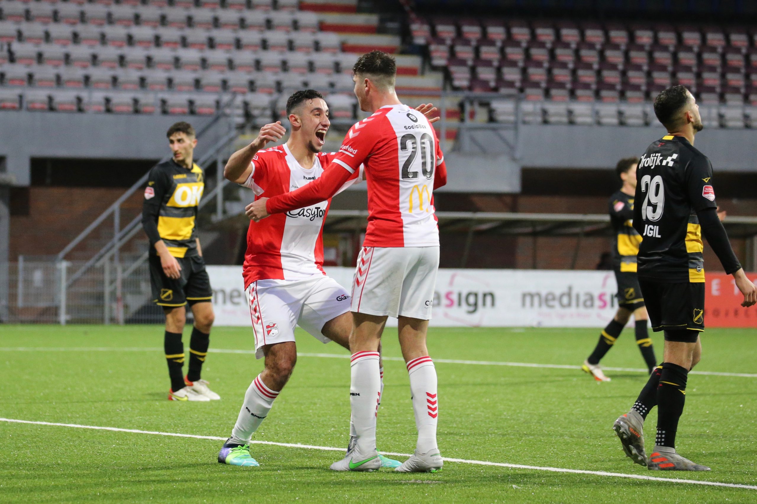 Kiek op de Wedstried FC Emmen NAC Breda FC Emmen