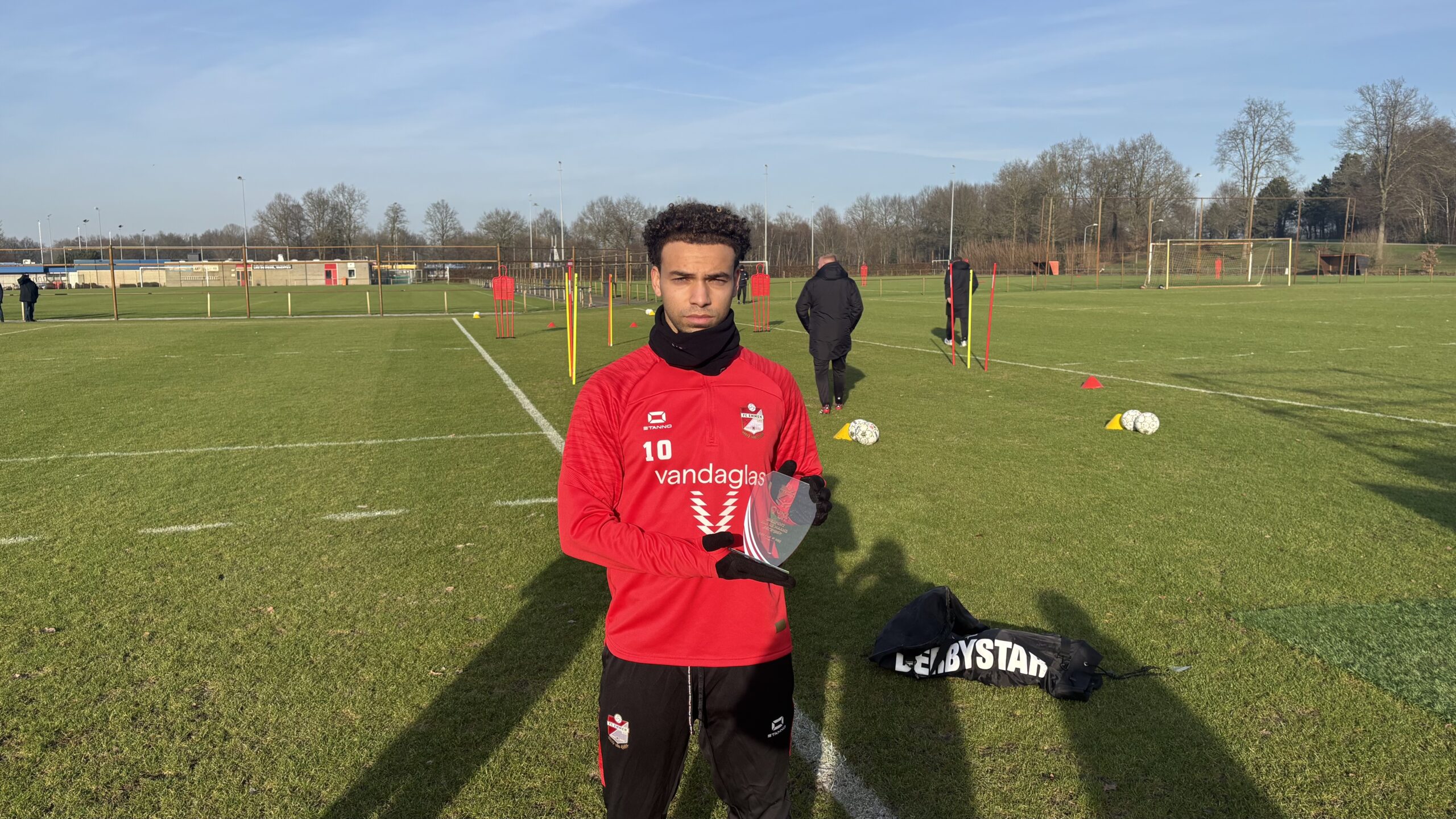 Punt-uit Doelpunt van de Maand voor Hawkins